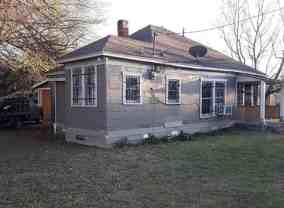 2516 Lawrence St - Photo 1 of 1
