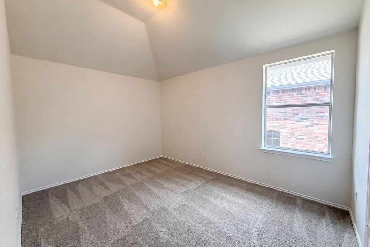 10212 Coolidge Dr - Photo 2 of 12