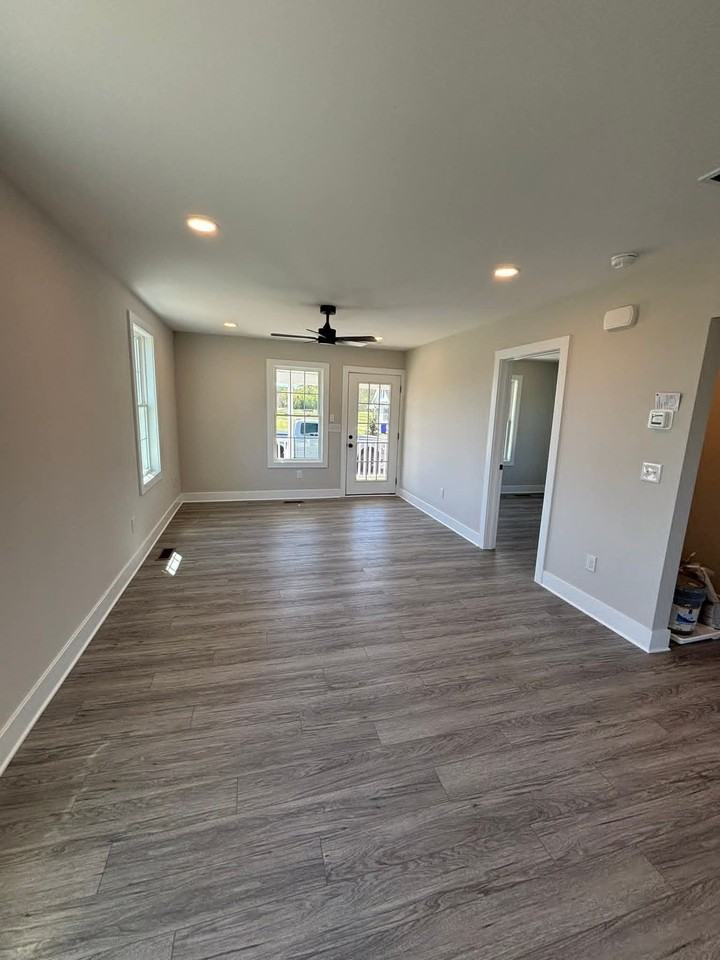 12381 Dillon Rd - Photo 5 of 16