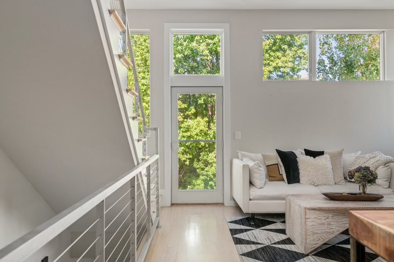125 York St - Photo 2 of 19