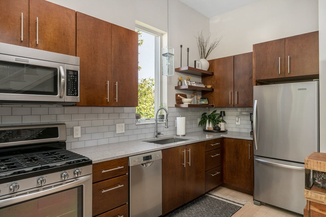 125 York St - Photo 5 of 19