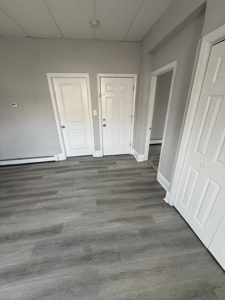 52 Lafayette St #54-2F - Photo 3 of 13