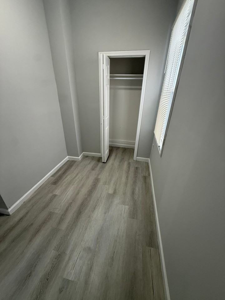52 Lafayette St #54-2F - Photo 7 of 13