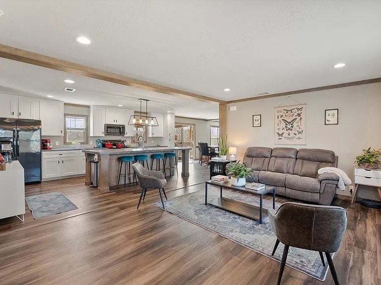 216 Se Cr #1 - Photo 2 of 12