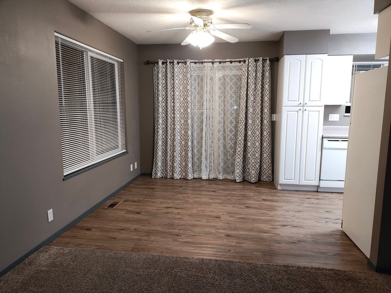 2620 Vintage Ave Se - Photo 5 of 20