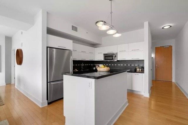 6033030 Davis St - Photo 6 of 15