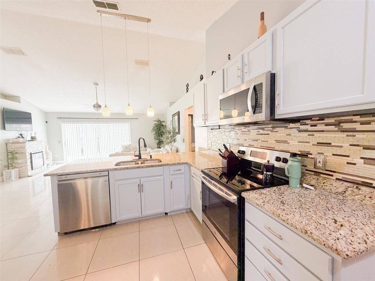 503 Everest Way - Photo 7 of 20
