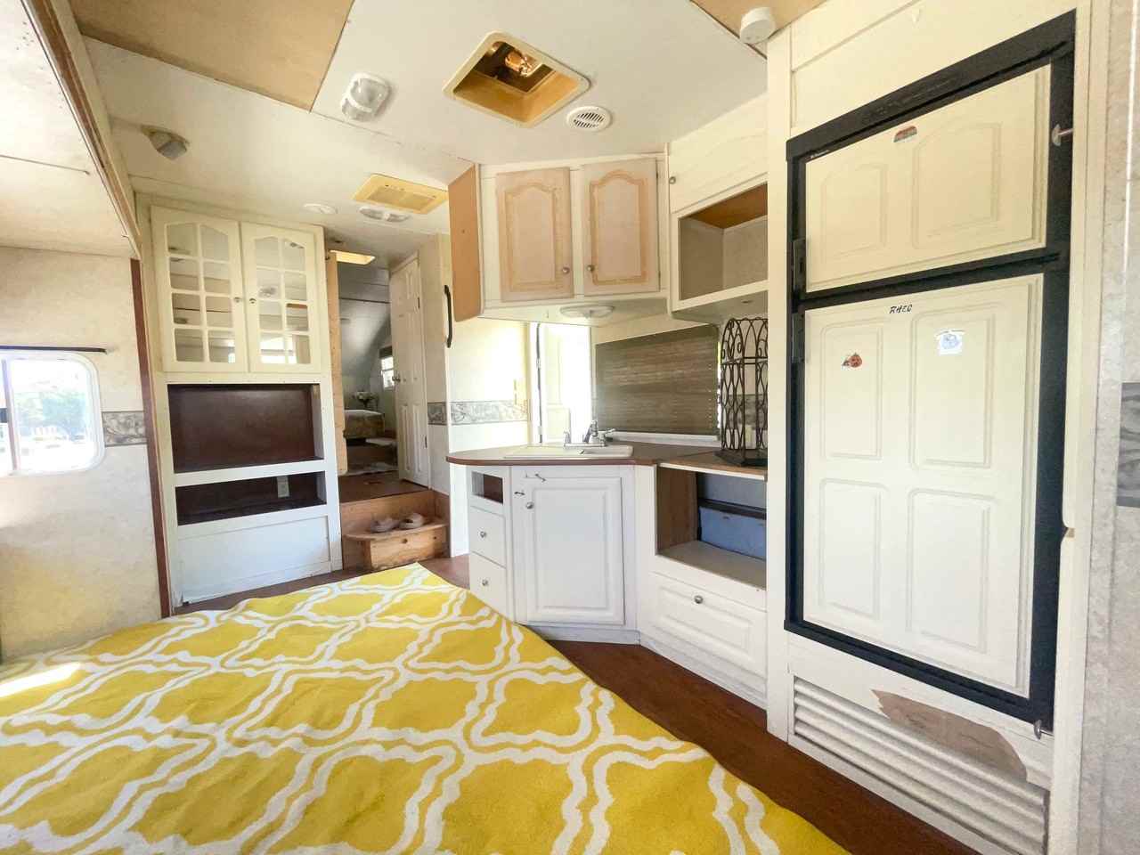 198 E Middlefield Rd - Photo 2 of 15