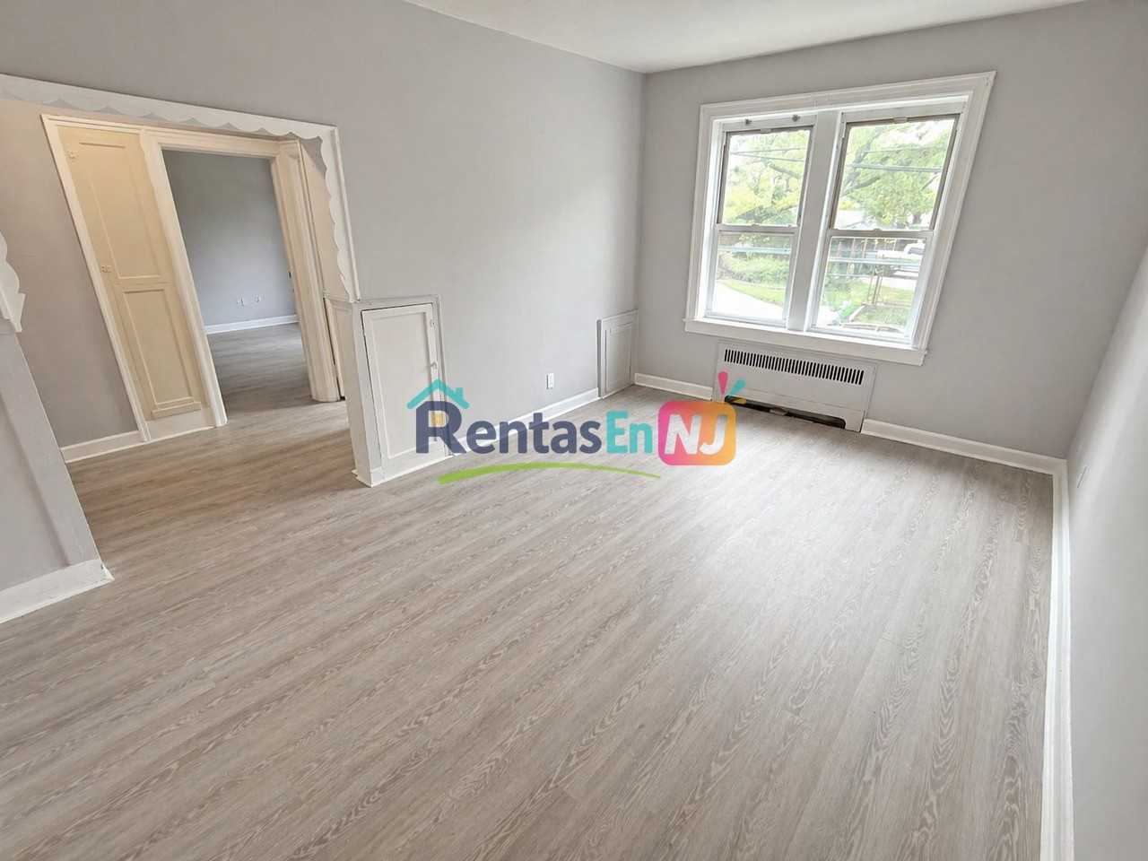 129 Scofield St #1 - Photo 2 of 5