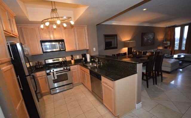 303030 Arlington Ave - Photo 7 of 12