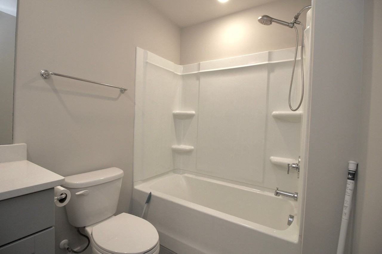 35 Beachley Pl - Photo 3 of 18