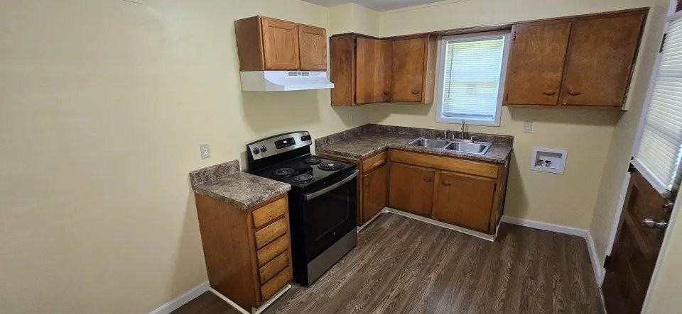 646 Leacrest Ave - Photo 4 of 13