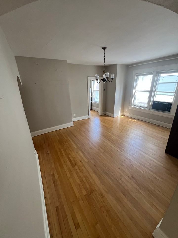 2320 N Booth St - Photo 5 of 9