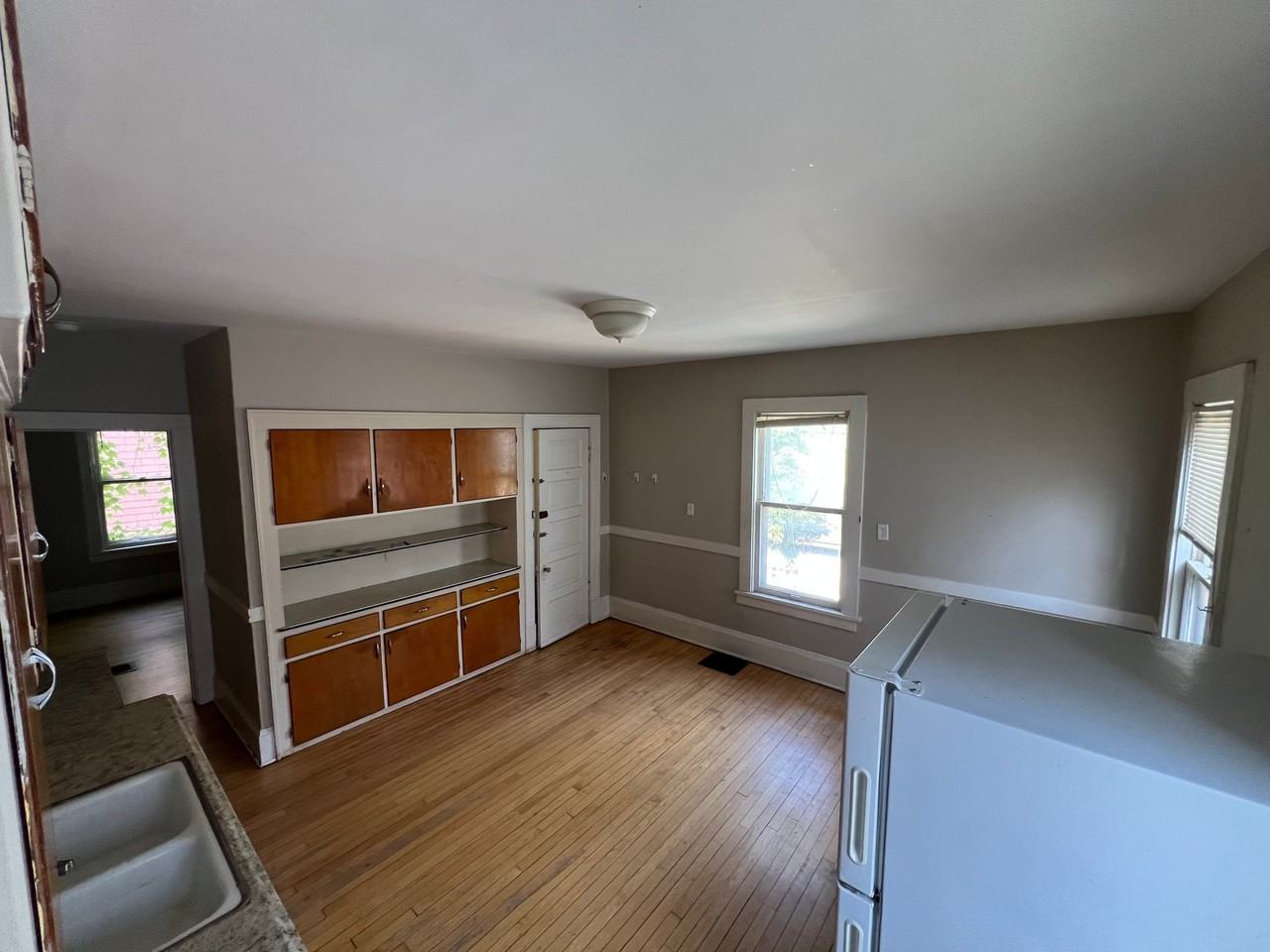 2320 N Booth St - Photo 6 of 9