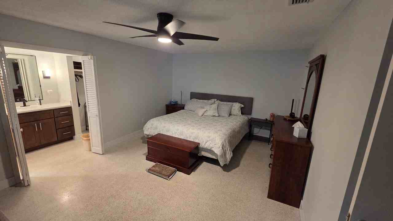 307 Nw 91st St - Photo 7 of 17