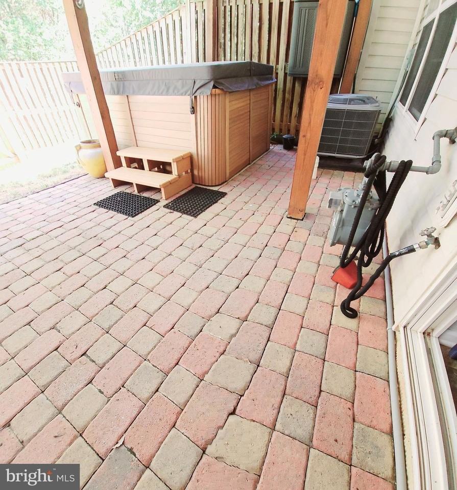 6423 Nice Pl - Photo 6 of 19