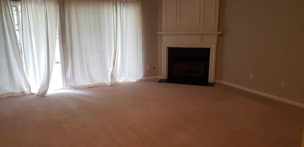 905 Bendleton Trce - Photo 2 of 3