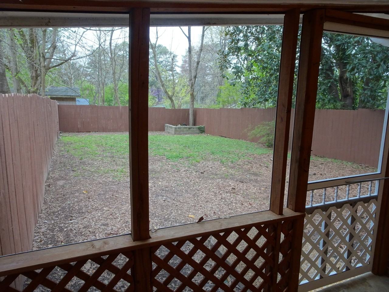 283 Lake Dr #B - Photo 3 of 9