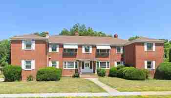 featured image of 885 S Green Rd #4