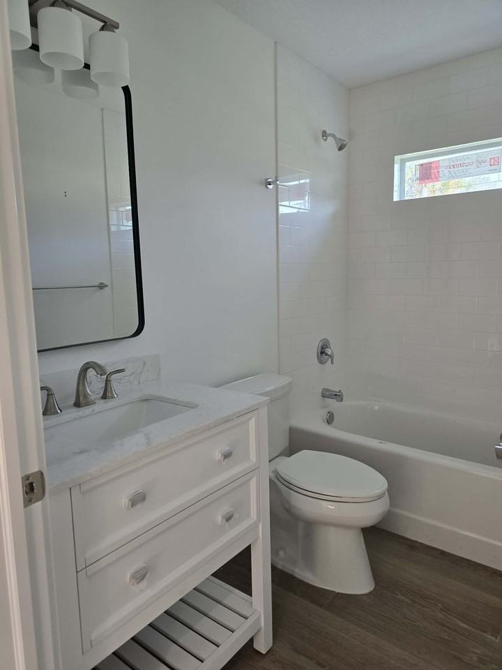 6125 7th Pl #NA - Photo 2 of 10