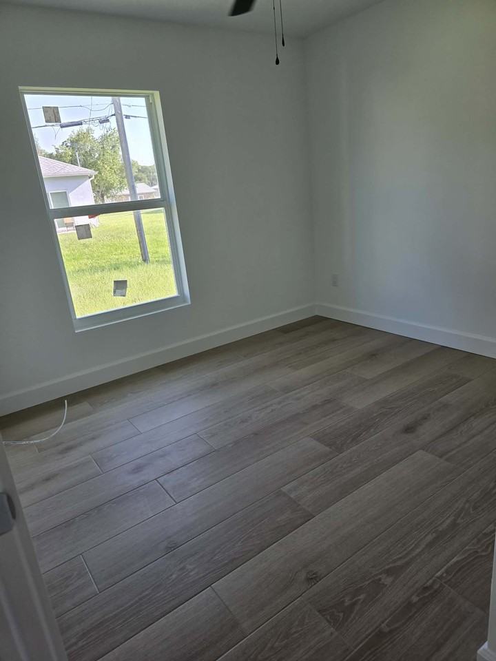 6125 7th Pl #NA - Photo 6 of 10
