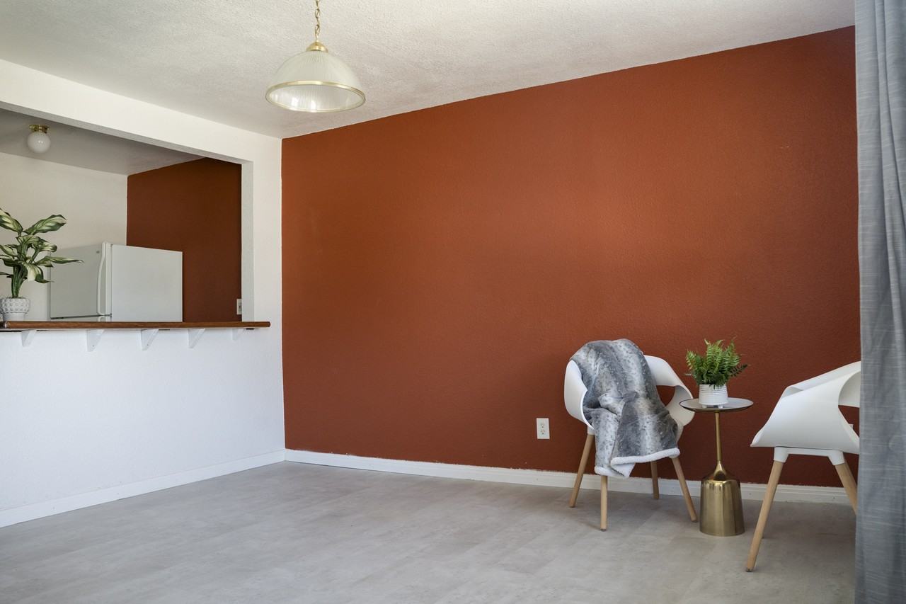 246 Senisa Dr #202 - Photo 3 of 12