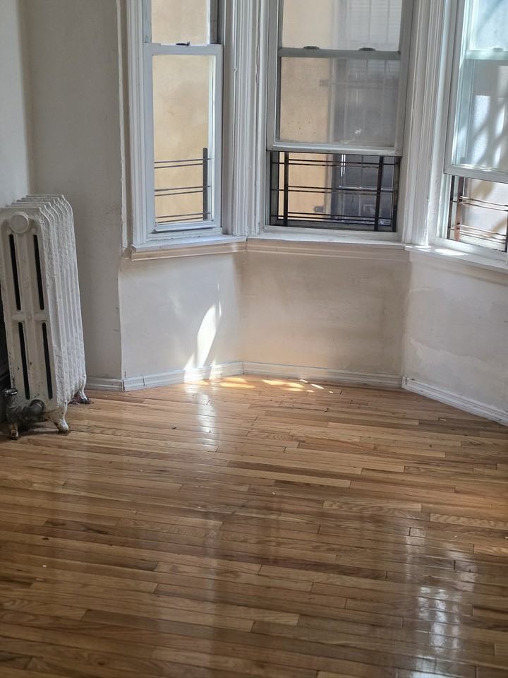 Clay Ave - Photo 6 of 12