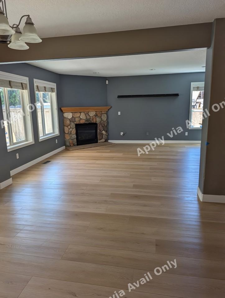 227 Se 19th St #NA - Photo 2 of 3