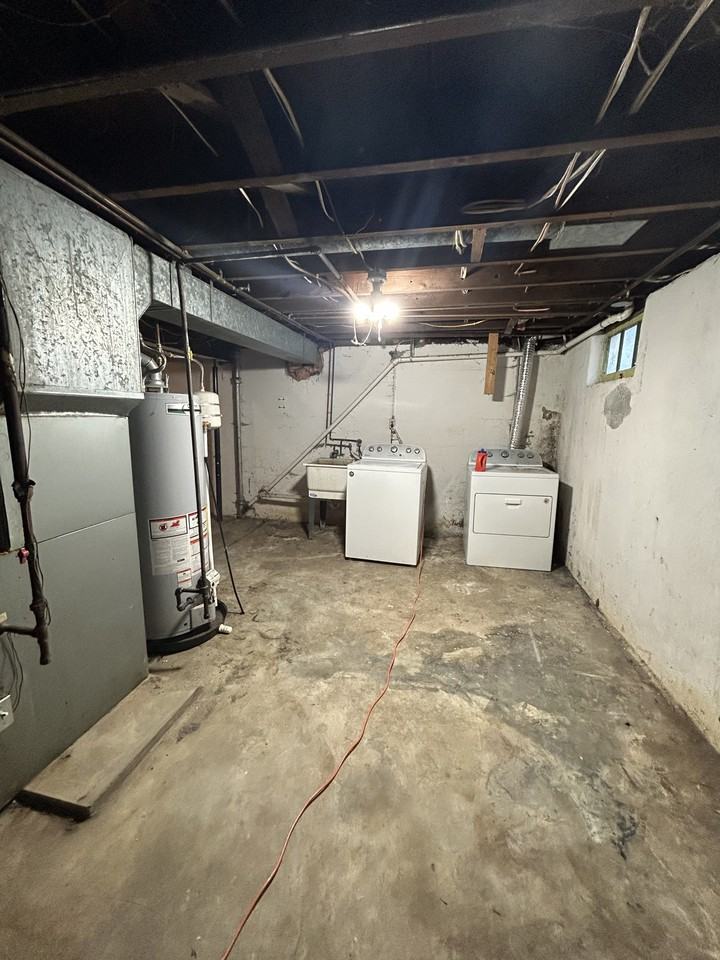 439 S G St #NA - Photo 6 of 10