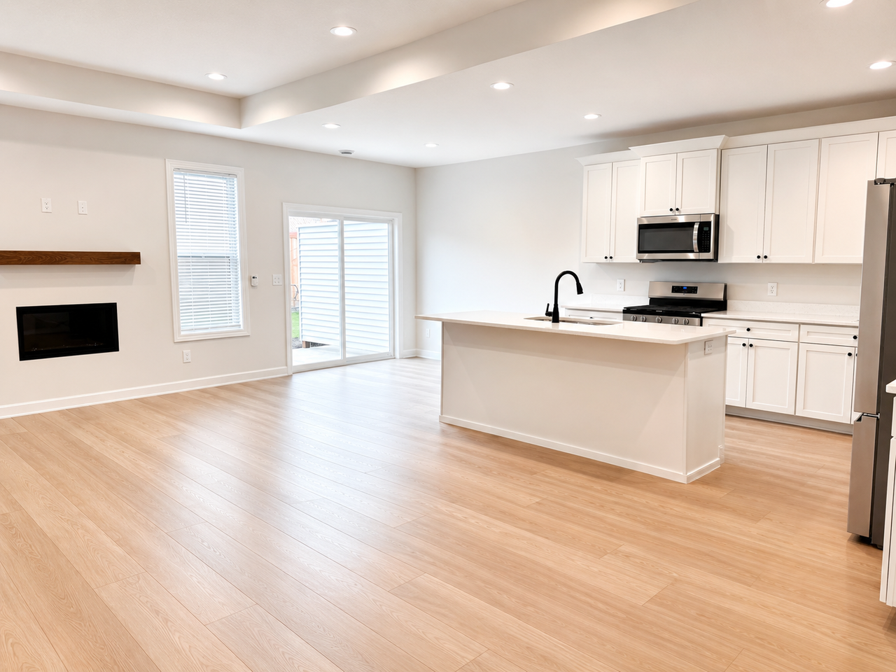 705 South Division Street - Photo 2 of 38