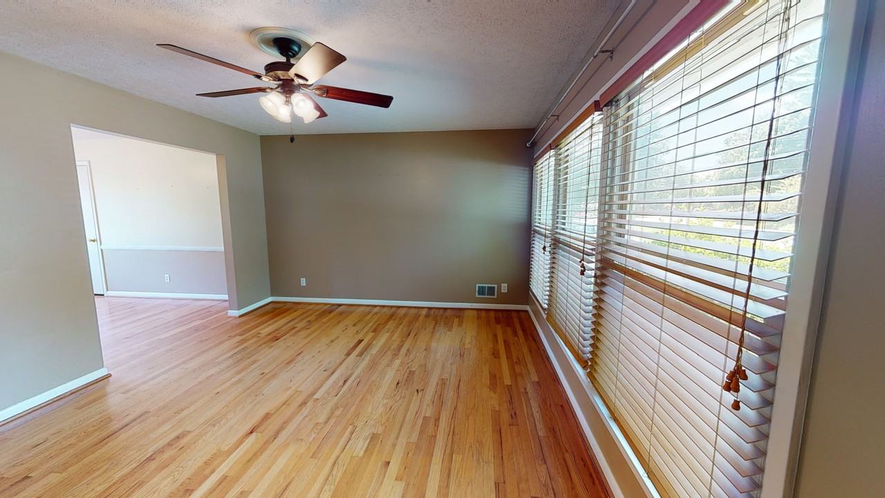 707 Dorsey Way #NA - Photo 2 of 20