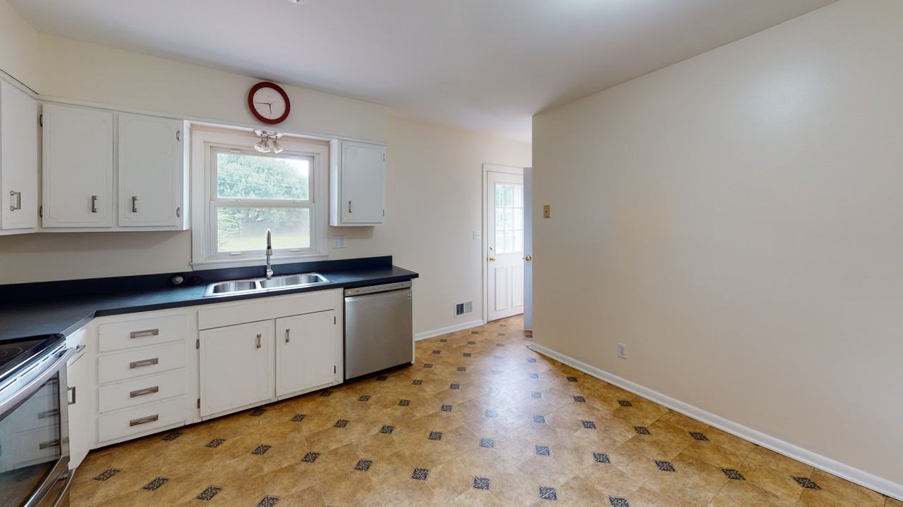 707 Dorsey Way #NA - Photo 5 of 20