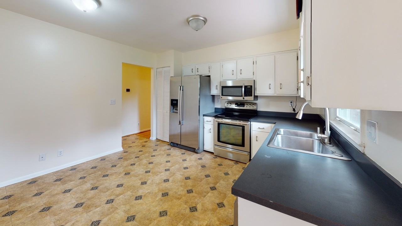 707 Dorsey Way #NA - Photo 6 of 20