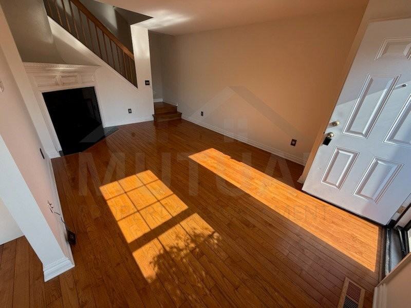 38926 Country Cir - Photo 3 of 8