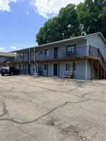 featured image of 1118 W 10th St