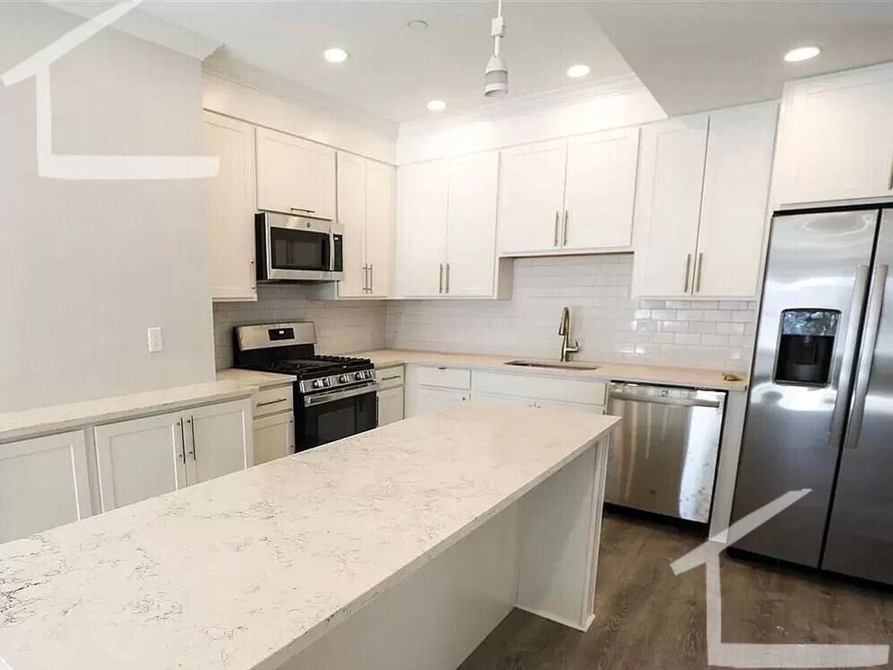 126 Kenrick St - Photo 2 of 9