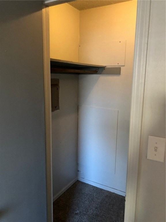 300 E Benton St - Photo 4 of 6