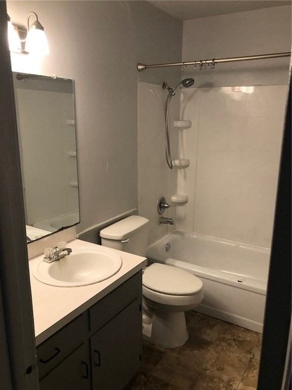 300 E Benton St - Photo 5 of 6