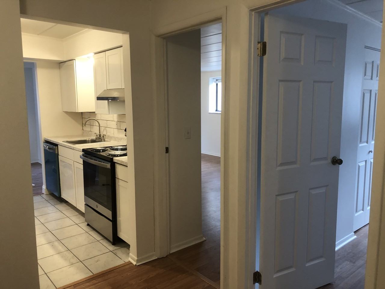212 Hugel Dr #4 - Photo 4 of 10