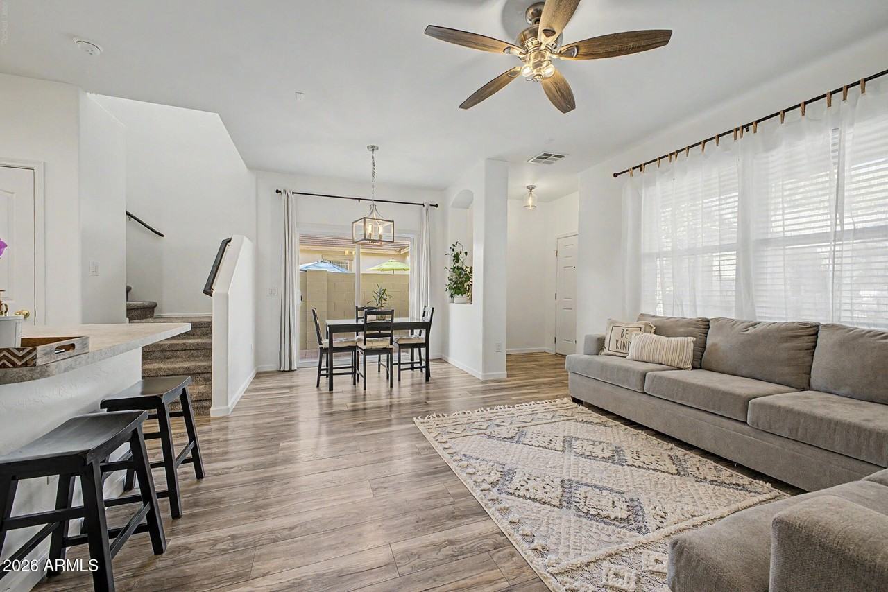 1493 S Jacana Ln - Photo 5 of 35