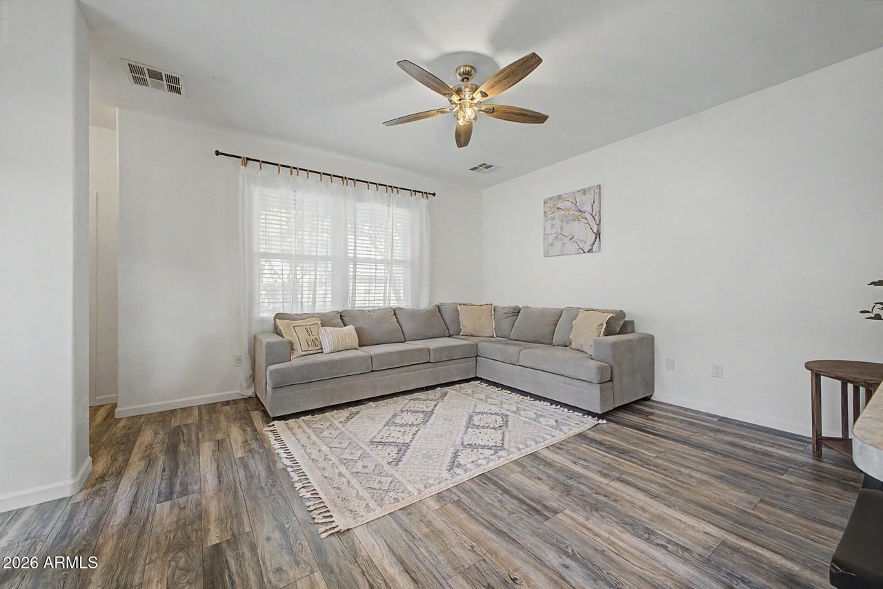 1493 S Jacana Ln - Photo 6 of 35