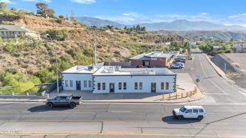 featured image of 1600 E Ash St