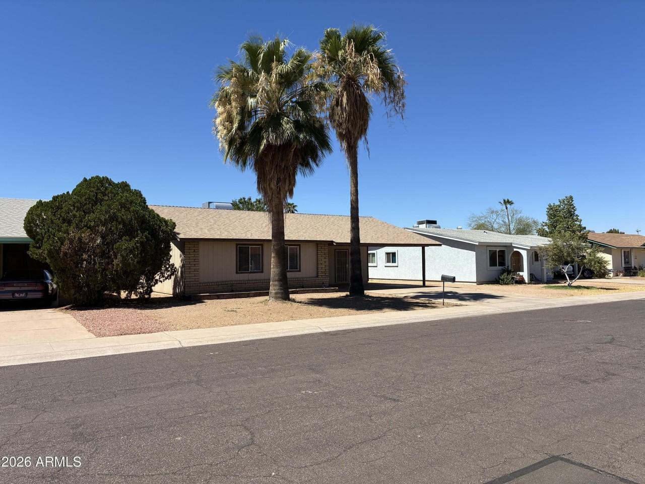 5915 W Tierra Buena Ln - Photo 2 of 35
