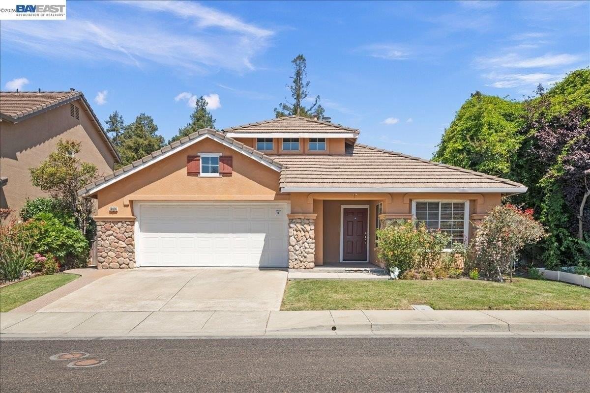 38806 Litchfield Cir