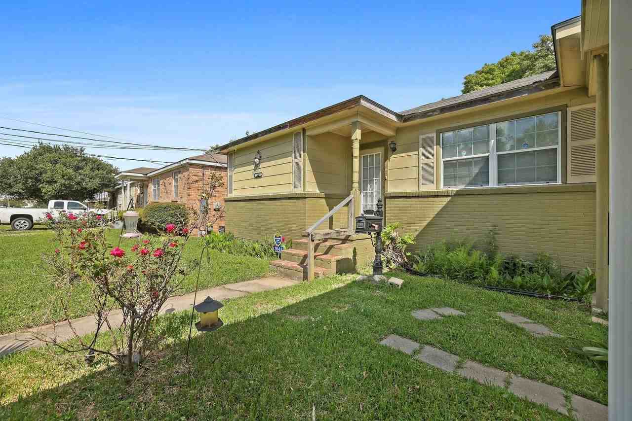 1645 79th Ave - Photo 4 of 16