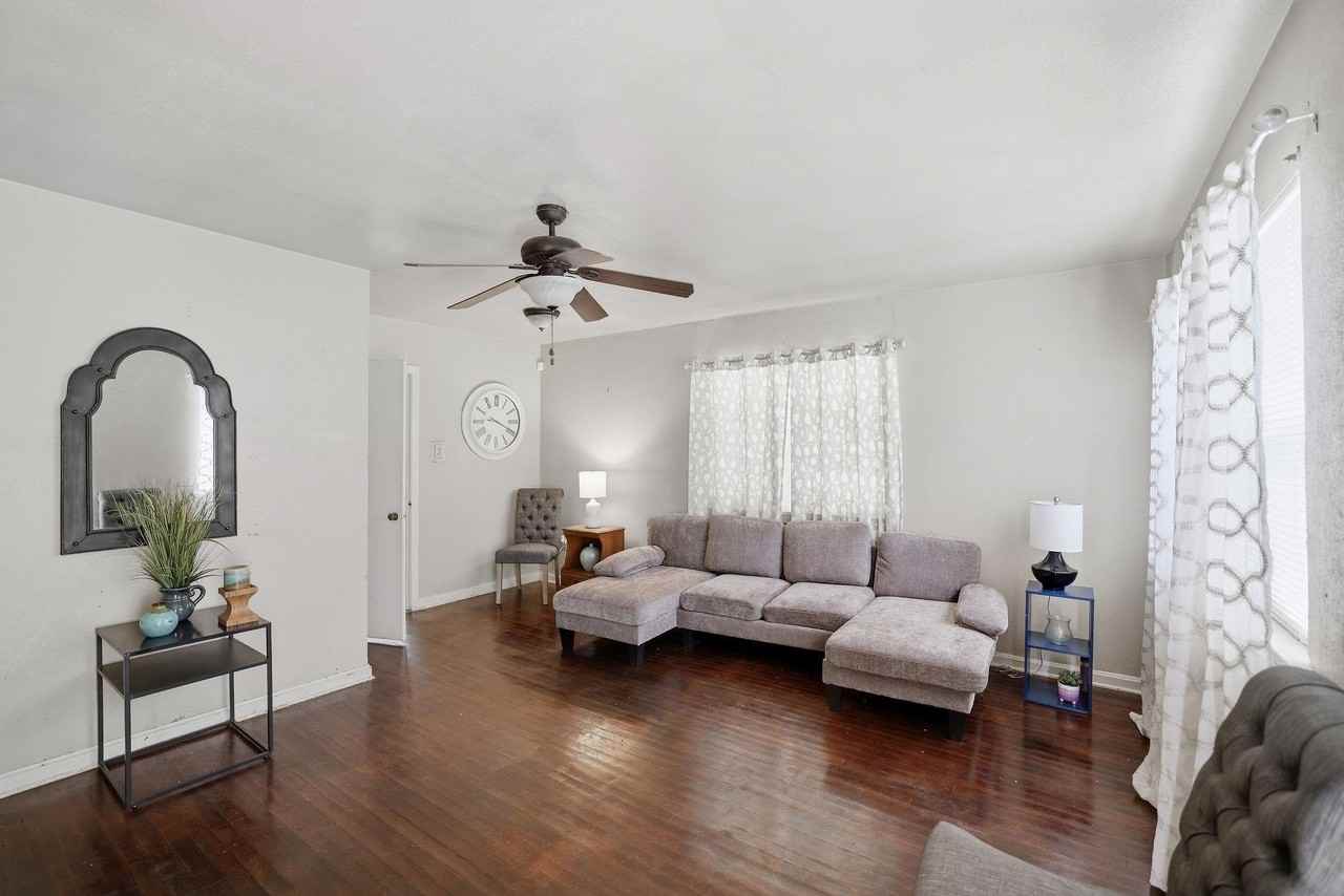 1645 79th Ave - Photo 5 of 16