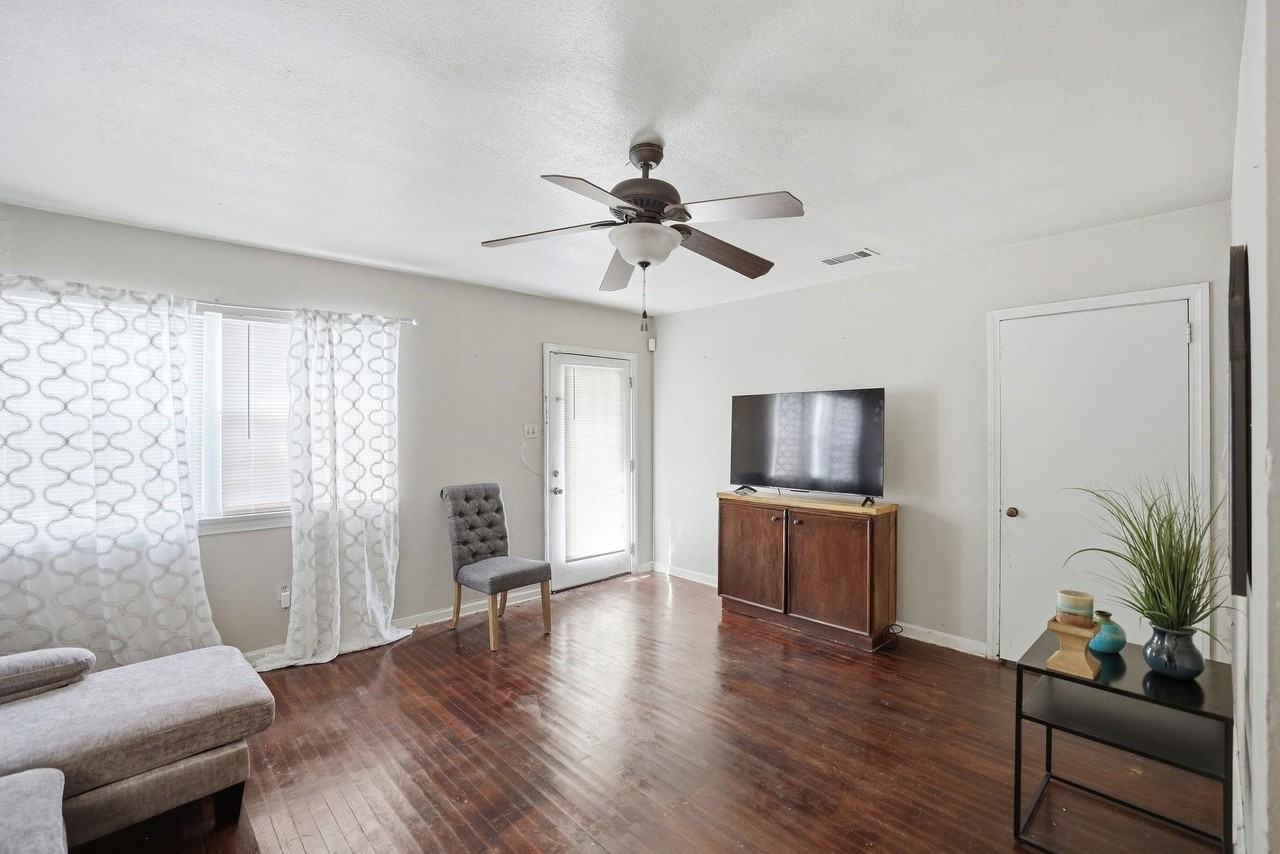 1645 79th Ave - Photo 6 of 16