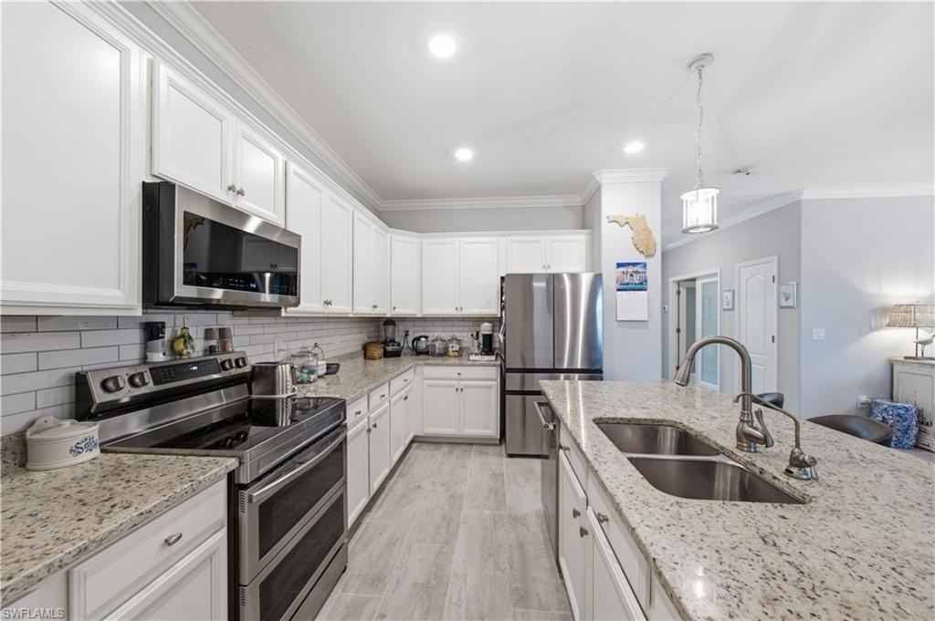 19584 Utopia Ln - Photo 5 of 49