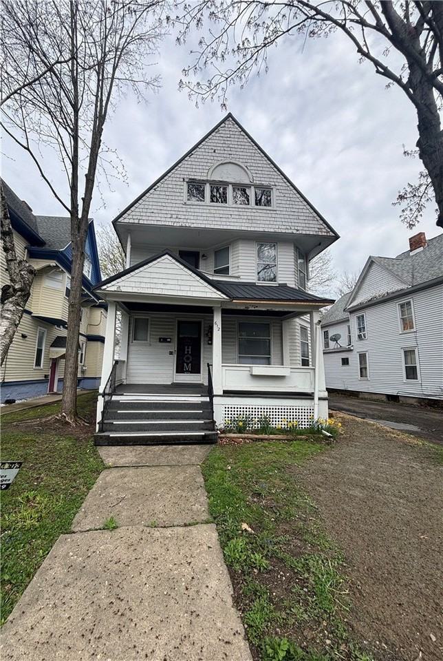 612A W Church St