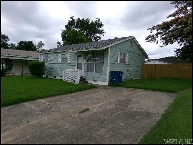 2107 Muldrow Dr - Photo 2 of 21